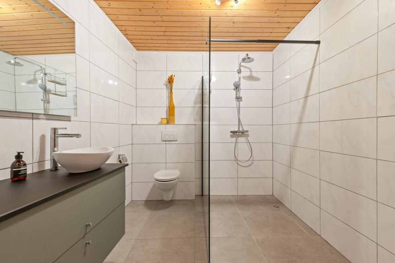 Haus Blaue Traube Mit Moselblick Apartment Ediger-Eller Exterior photo