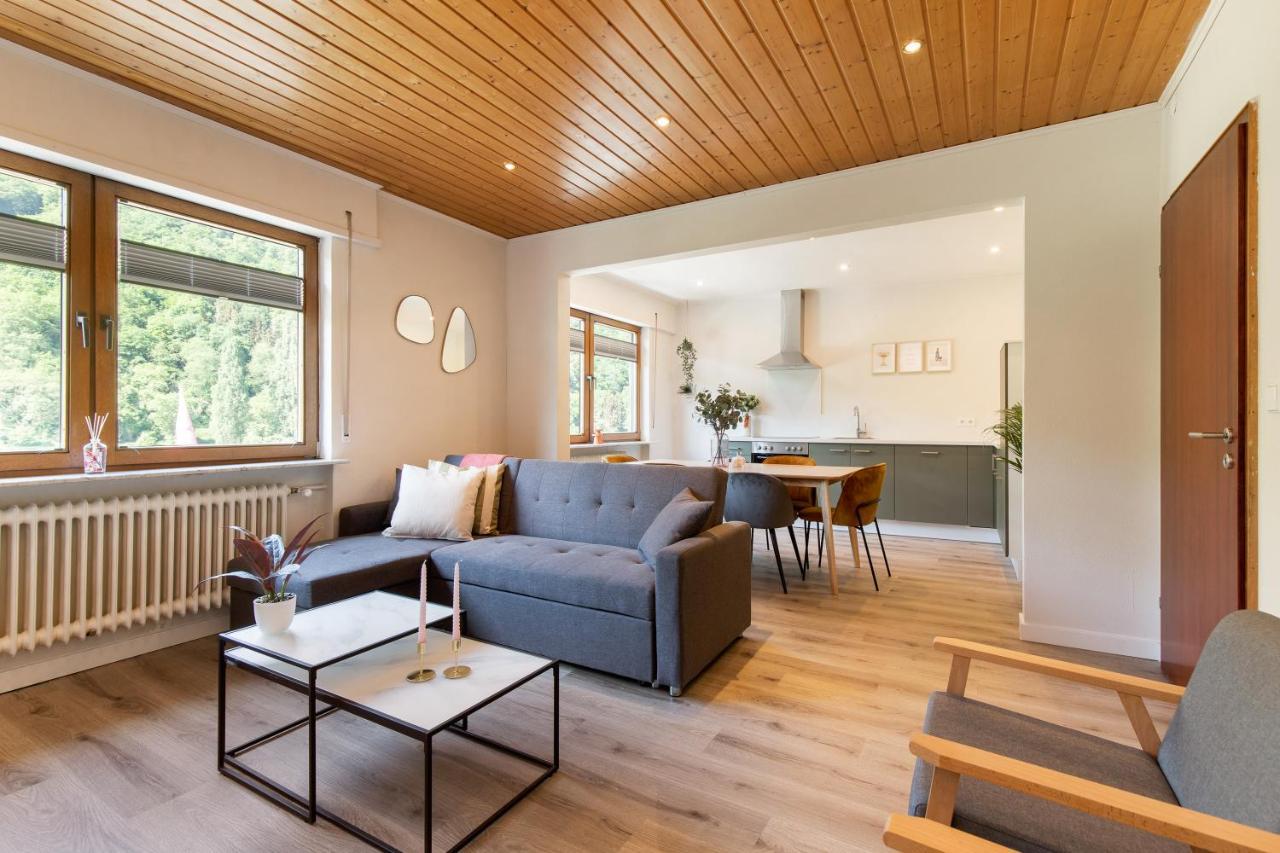 Haus Blaue Traube Mit Moselblick Apartment Ediger-Eller Exterior photo