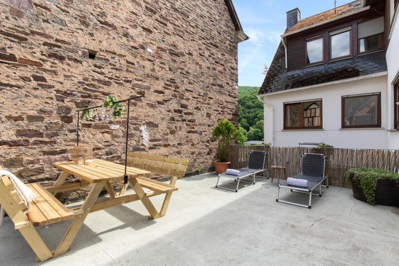 Haus Blaue Traube Mit Moselblick Apartment Ediger-Eller Exterior photo