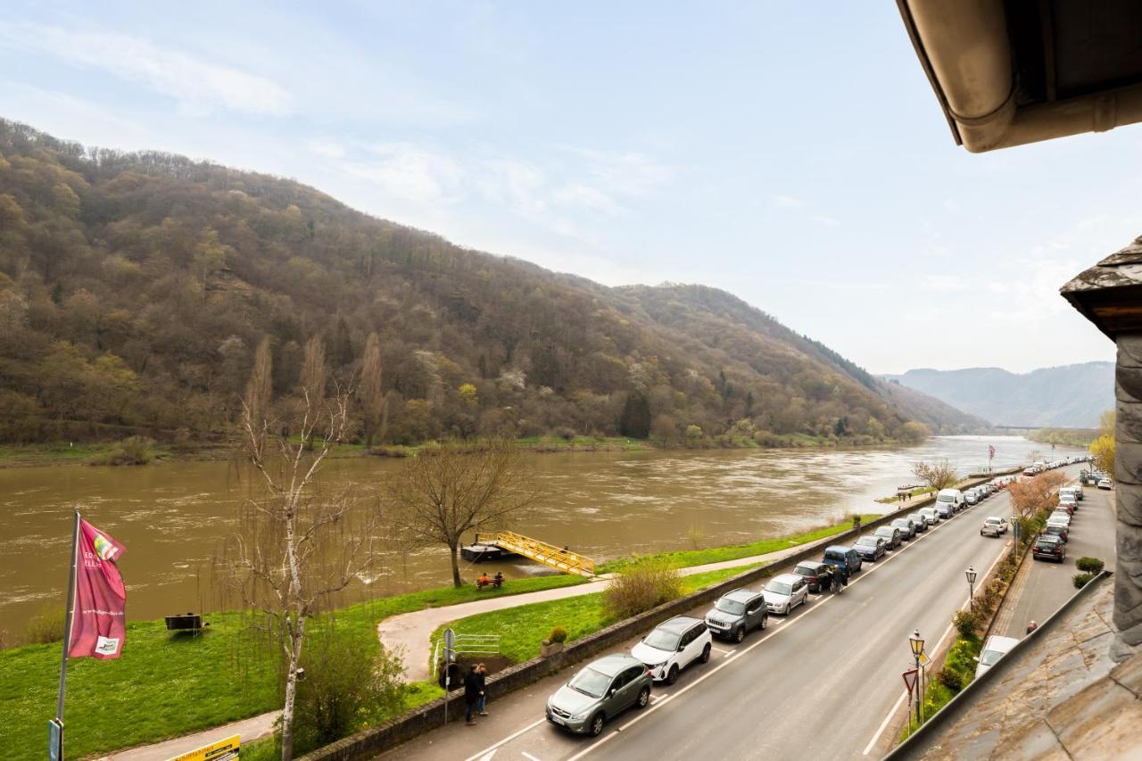 Haus Blaue Traube Mit Moselblick Apartment Ediger-Eller Exterior photo