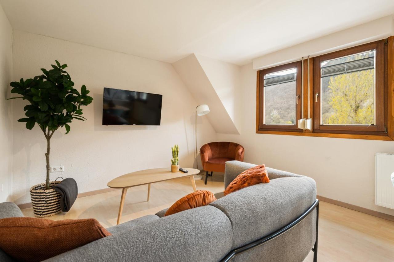 Haus Blaue Traube Mit Moselblick Apartment Ediger-Eller Exterior photo